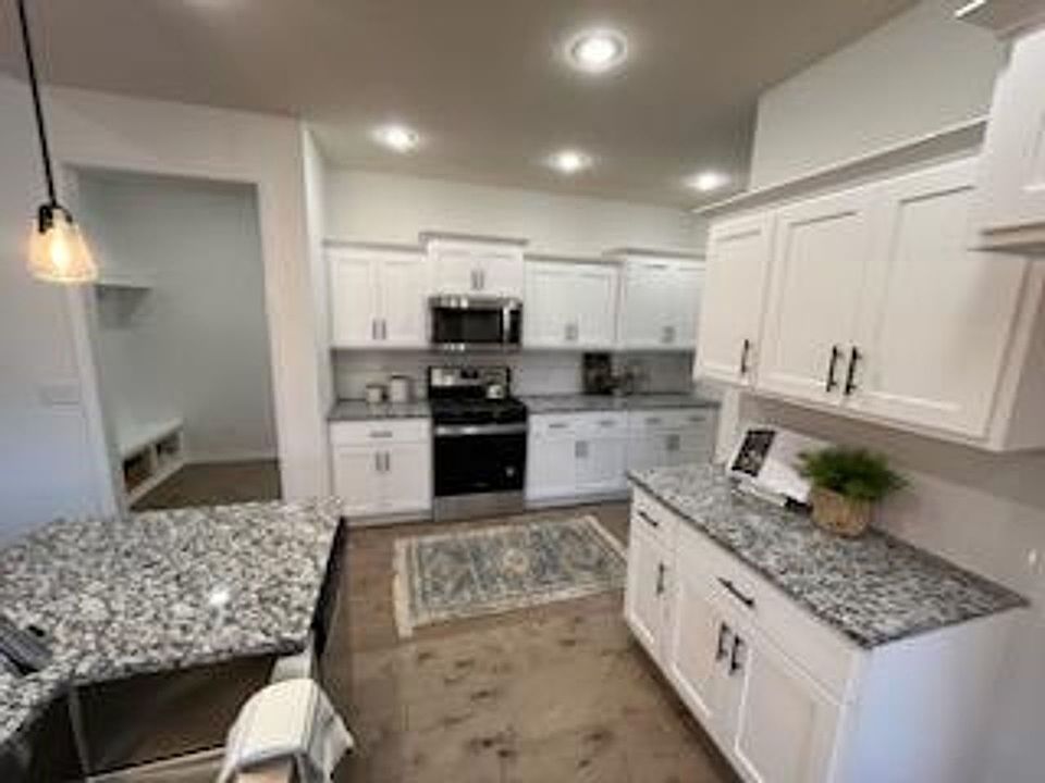 1st image of 510 Stella Ct