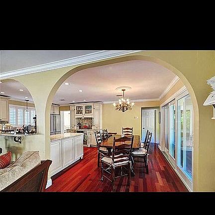 3rd image of 2641 NE 33rd St