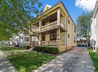 1276 Fry Ave #UP, Lakewood, OH 44107