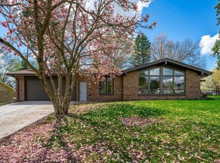 5075 Welsh Rd, Rockford, IL 61107
