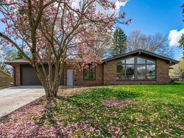 61107 Real Estate - 61107 Homes For Sale | Zillow