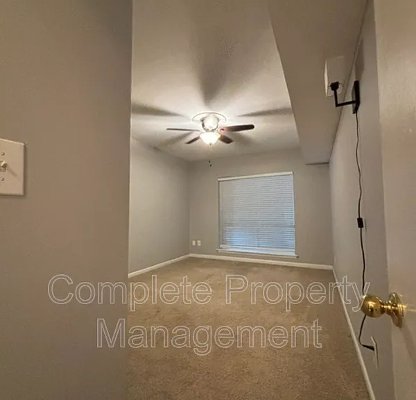 55 Hanover Cir S #206 — Photo 8