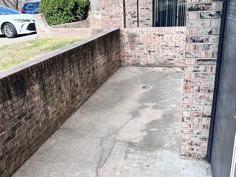 Bristol Square Apartments — Photo 101