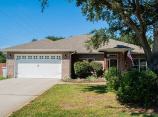 8110 4th St, Navarre, FL 32566