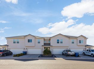 518 E Steeplechase Rd, Washington, UT 84780