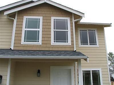 3rd image of 2936 57th Ave NE