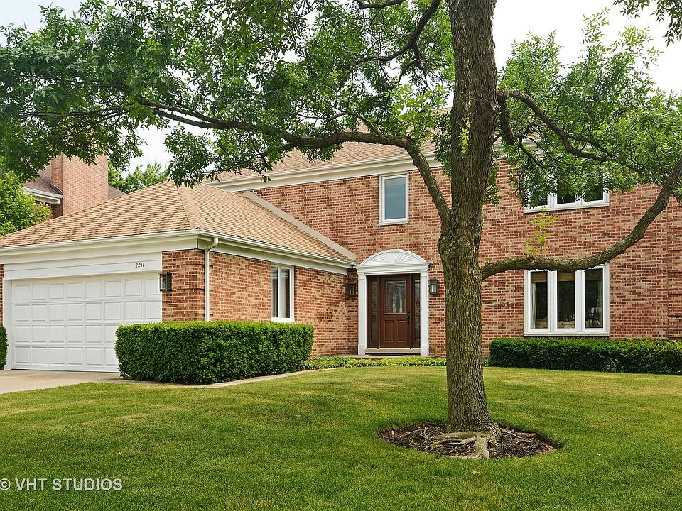 1st image of 2211 E Amhurst Ct