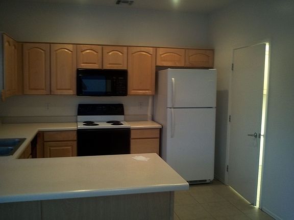 4th image of 5162 W Sunnyside Dr