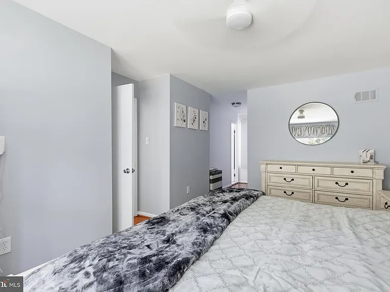 9120 Huber Ct — Photo 15