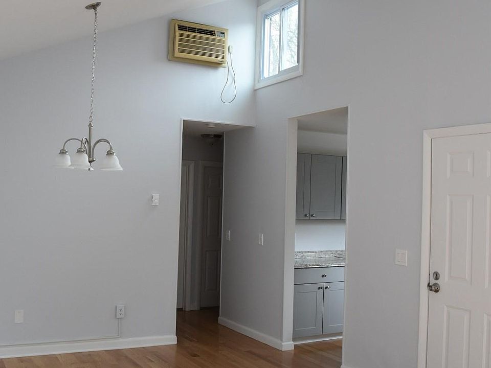 Niantic Gardens 184 W Main St Niantic CT Zillow