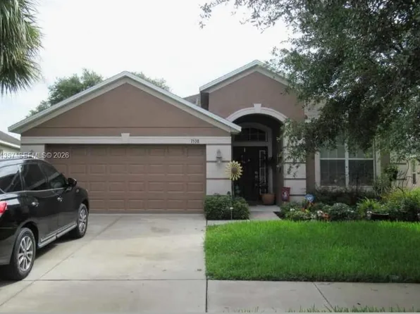 7538 Forest Mere Dr, Riverview, FL 33578