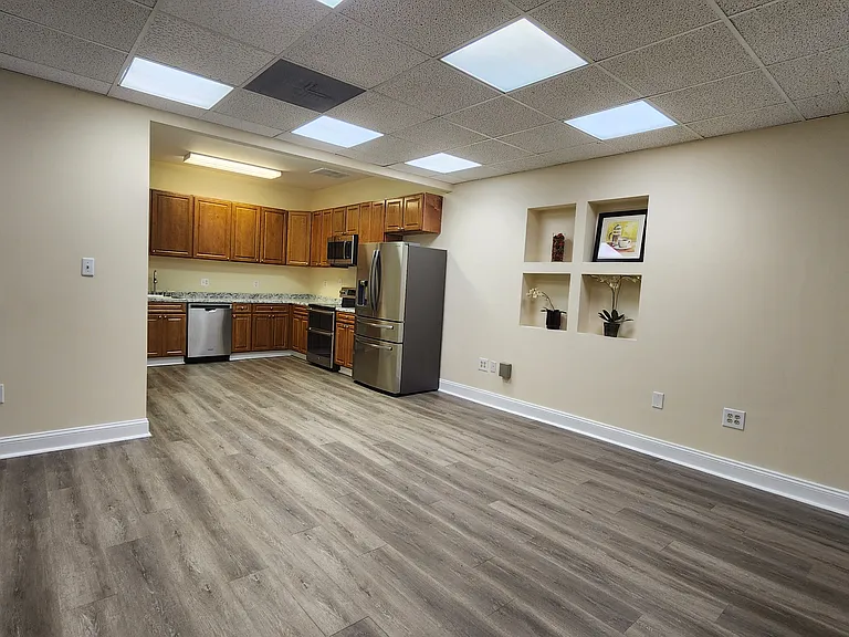 203 Loudoun St SW #2 — Photo 11