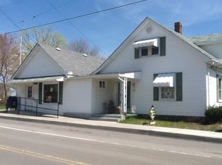 98 High St, New Cumberland, WV 26047