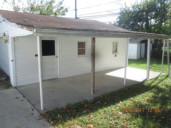 3rd image of 3995 E Virginia Cres