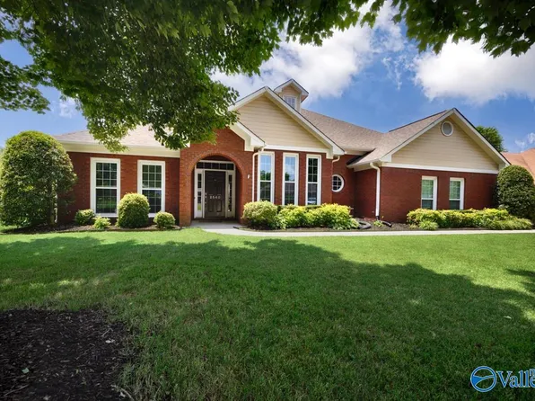 2540 Audubon Ln SE, Owens Cross Roads, AL 35763