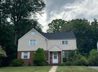 269 Tenafly Rd, Tenafly, NJ 07670