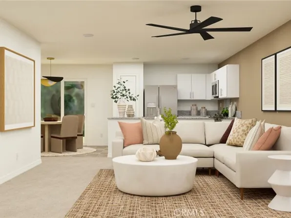 14181 Clemson St, Hesperia, CA 92345