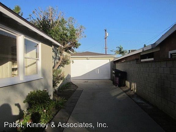 2nd image of 3742 N Weston Pl