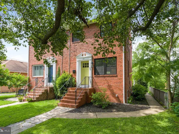 16 E Monroe Ave #A, Alexandria, VA 22301
