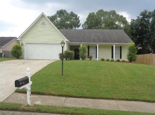 1865 McKendree Lake Dr, Lawrenceville, GA 30043