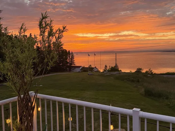 440 Upper Blandford Rd #4, Chester, NS B0J 1T0