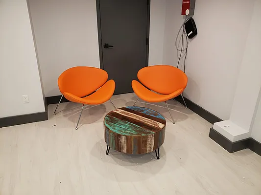 Rented by Aron Fried, LREB | media 28