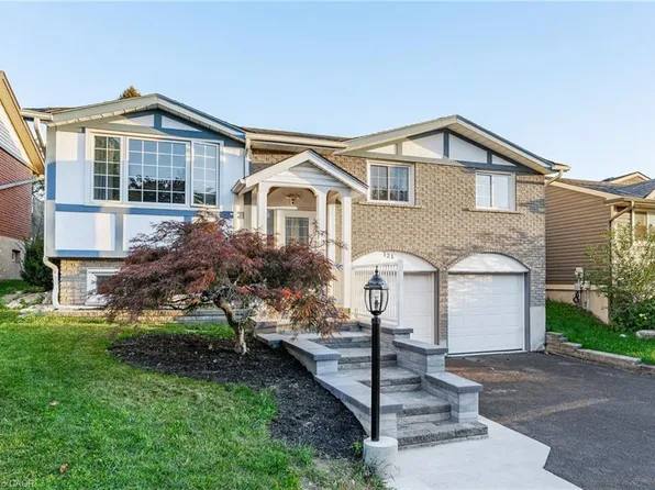 121 Southwood Dr, Kitchener, ON N2E 2J1
