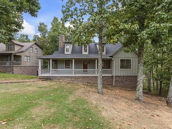 2nd image of 105 Gentle Ridge Way