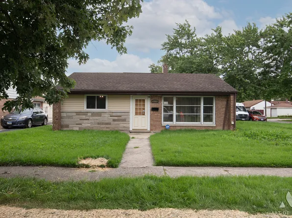 17057 Park Ave, Lansing, IL 60438