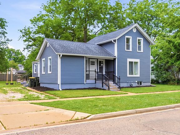2nd image of 207 E Jefferson Ave