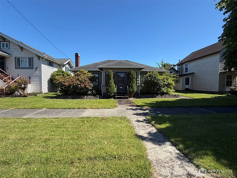 2nd image of 507 W 2nd Street