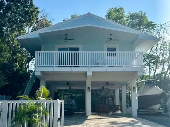106 Mangrove Ave, Key Largo, FL 33037