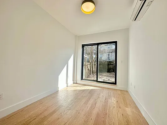 Rented by Doorway NYC, LLC | media 8