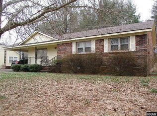 1066 Elm St, Martin, TN 38237
