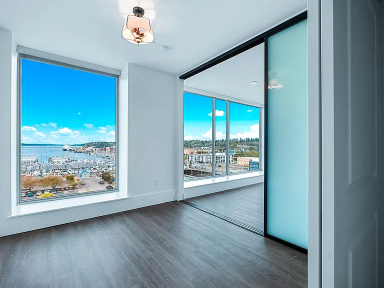 Views on Fifth — Photo 21