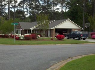 219 Shawcroft Rd, Fayetteville, NC 28311