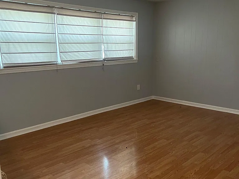 3437 Malabu Cir #B — Photo 7