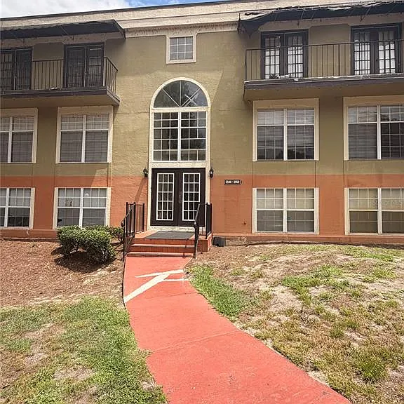 3956 Versailles Dr #3956B — Photo 1