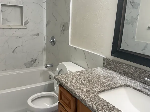 4220 Eporia St APT C, Metairie, LA 70001