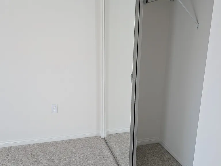 2430 E Lincoln Ave #6 — Photo 19