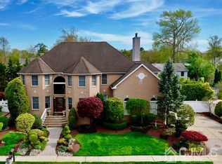 1 Bennett Ave, Monroe Township, NJ 08831