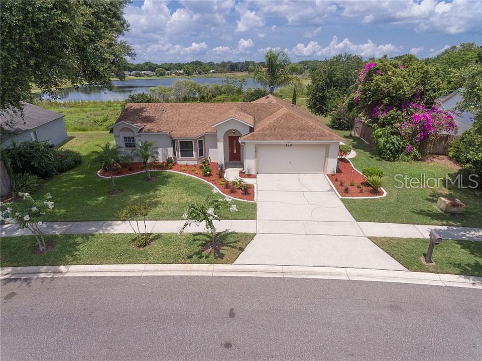 1st image of 818 Lake Jackson Cir