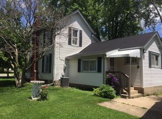 336 Jackson St, Genoa, IL 60135