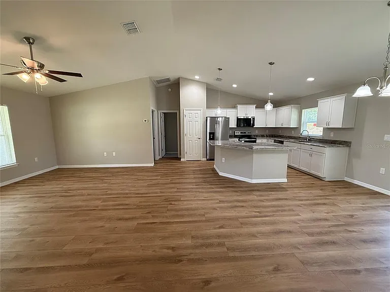 10426 SW 133rd Ave — Photo 4