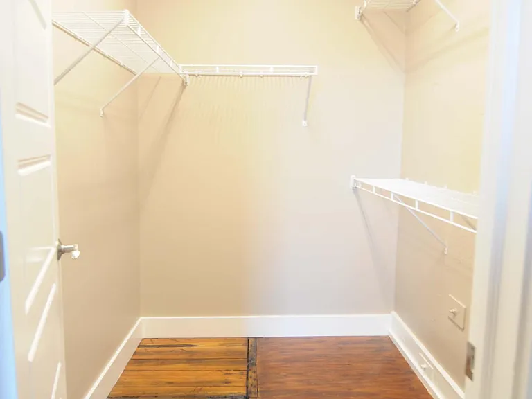 Walk-in closet