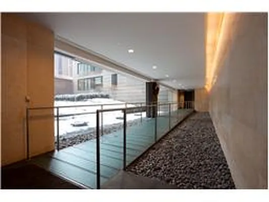 Sold by Corcoran | media 6