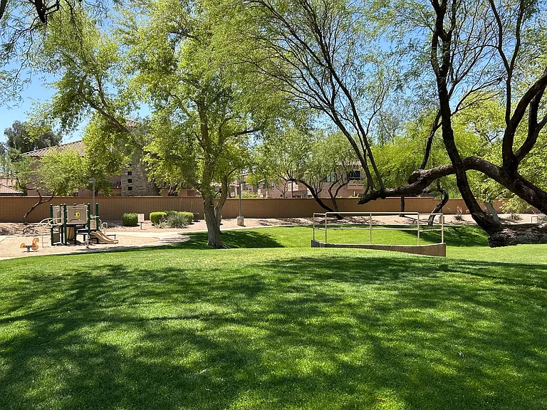 20802 N 38th Pl — Photo 35