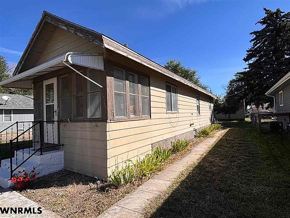 2nd image of 718 Avenue B