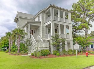 203 Haddrell St, Mount Pleasant, SC 29464
