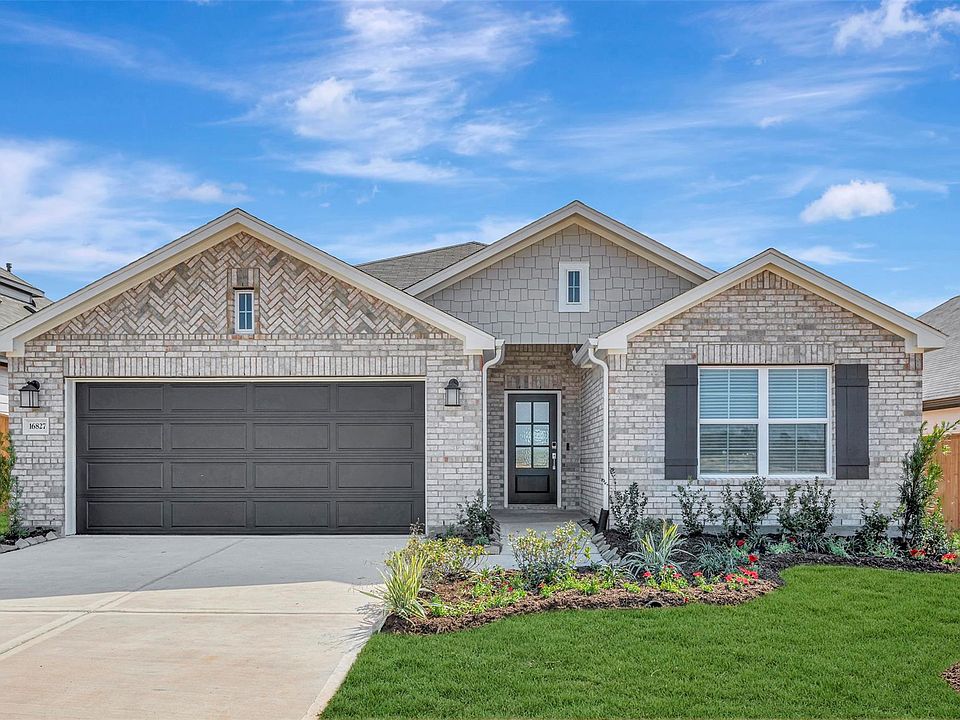 1st image of 16827 Zavala Way